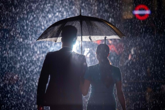 OVER OG UT: Det er ikke kjent hvor mye vi vil få se til hertugparet i tiden fremover. Det er likevel forventet at de vil dukke opp fra tid til annen. Foto: NTB Scanpix OVER OG UT: Det er ikke kjent hvor mye vi vil få se til hertugparet i tiden fremover. Det er likevel forventet at de vil dukke opp fra tid til annen. Foto: NTB Scanpix